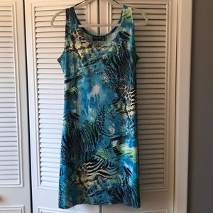 Lightweight multi color tank style